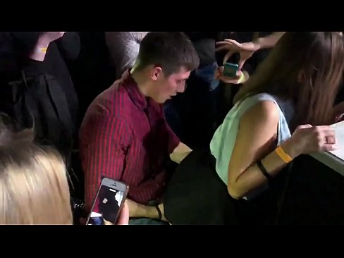 ❤️ Оросын шөнийн клубт жинхэнэ секс. 18 настай орос бүсгүйн хошного, үтрээнд шөнийн цэнгээний газарт галзуу ️❌ Зовх видео порно дээр mn.pornoxlxx.ru ❌❤